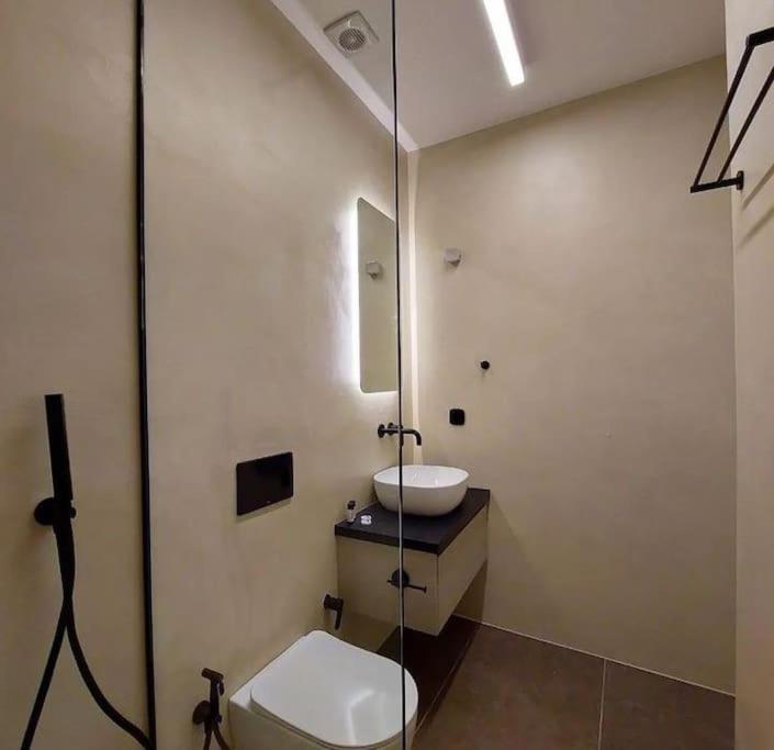 Bluemotion - 4Portcenterαpartment Apartment Пирея Екстериор снимка